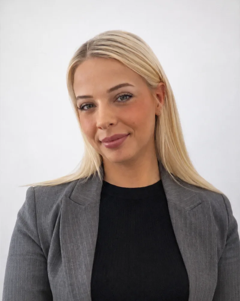 Théa Samiez